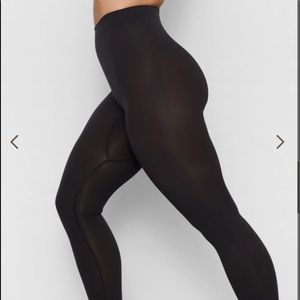 SKIMS seamless sculpting leggings
